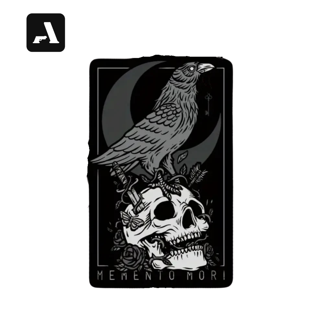 Patch Tático Memento Mori – Corvo Negro e Caveira (Estilo Punk/Moral)
